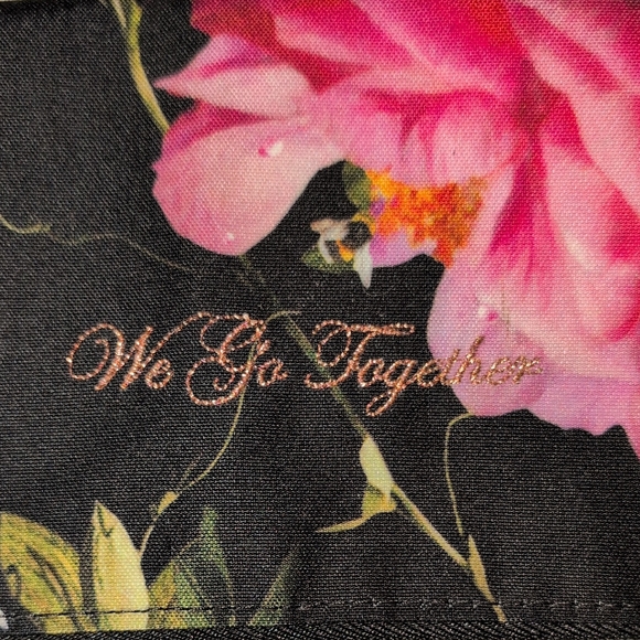 Ted Baker Black and Pink Floral Clutch Or Cosmetics Bag - NWOT - Picture 3 of 8